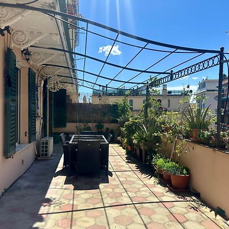 شقة Sole, Terrazza, Centro Citta E Wi-Fi Veloce! جنوة المظهر الخارجي الصورة