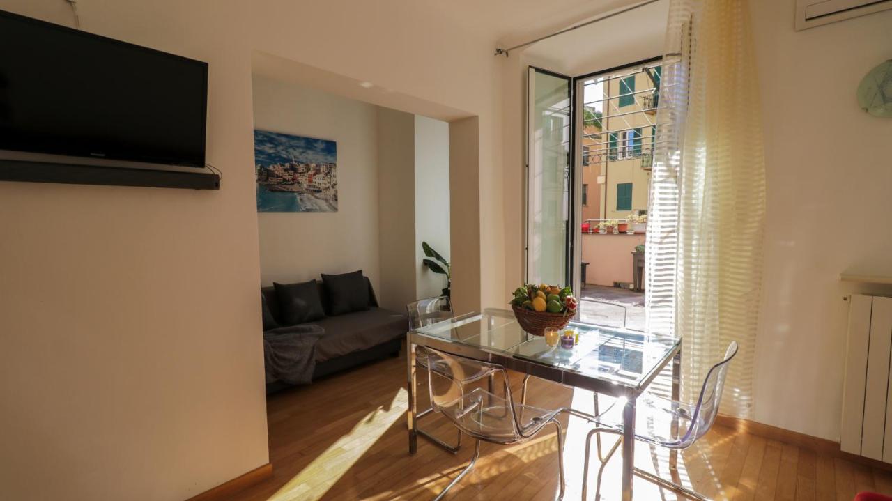 شقة Sole, Terrazza, Centro Citta E Wi-Fi Veloce! جنوة المظهر الخارجي الصورة